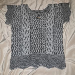 ◇Super Cute Short Sleeve Sweater♡EUC◇